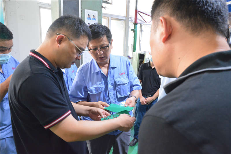 國家應急管理部特派專家組蒞臨華森公司開展實地檢查